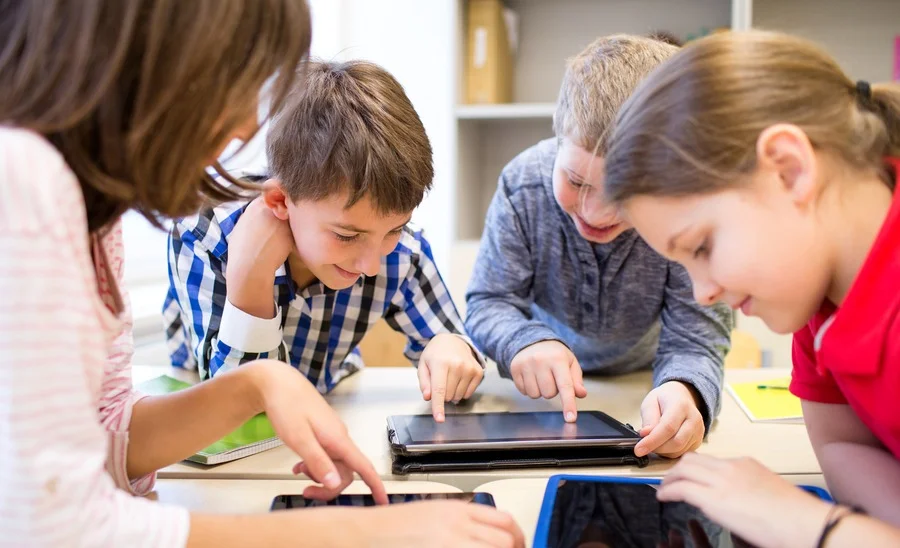 Teachers in classroom discussion